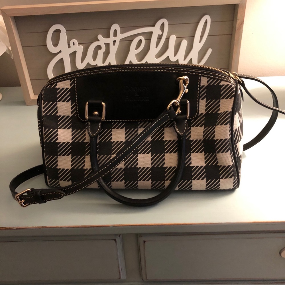 Dooney & Bourke Purse